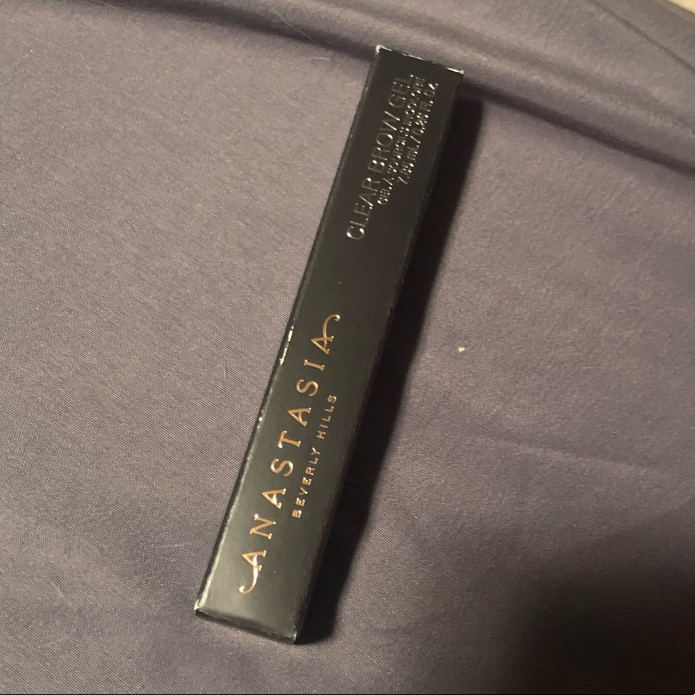 Anastasia Beverly Hills clear eye brow gel